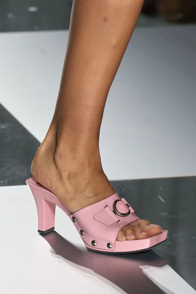 Look 74